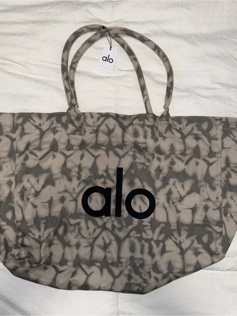 ALO Yoga Tie-Dye Canvas Tote in Beige and Gray